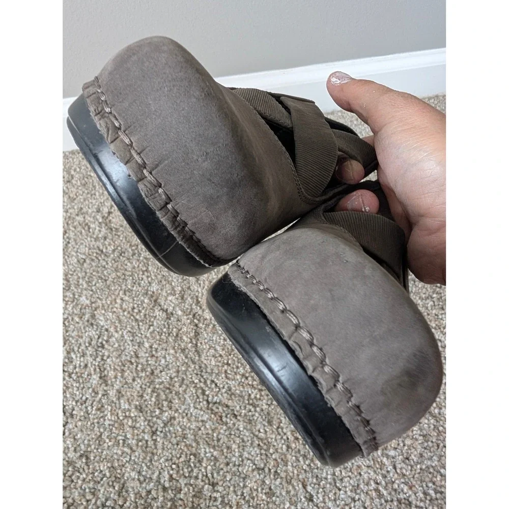 Dansko Grey Nubuck Leather Crisscross Mary Jane Block Heel Size 41/10-10.5